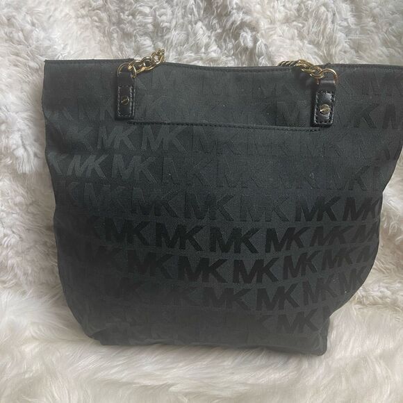 Michael Kors Black Fabric Signature Monogram medium tote gold tone chain straps - Picture 9 of 16